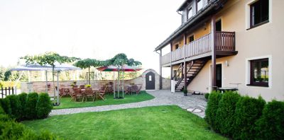 Pension und Gasthaus Rundteil Ansicht 3